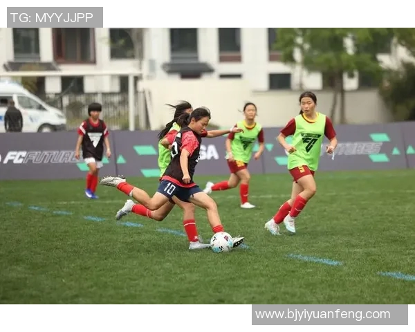 宏大足球培训班助力青少年成长成才的足球梦想之旅